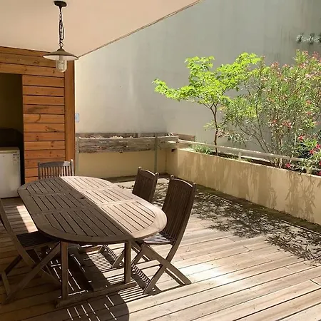 Daire Super Arbore Avec Barbecue Et Parking *